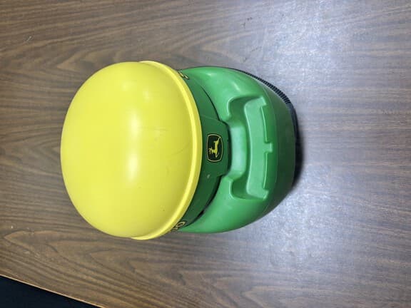 Image of John Deere StarFire 3000 Image 0