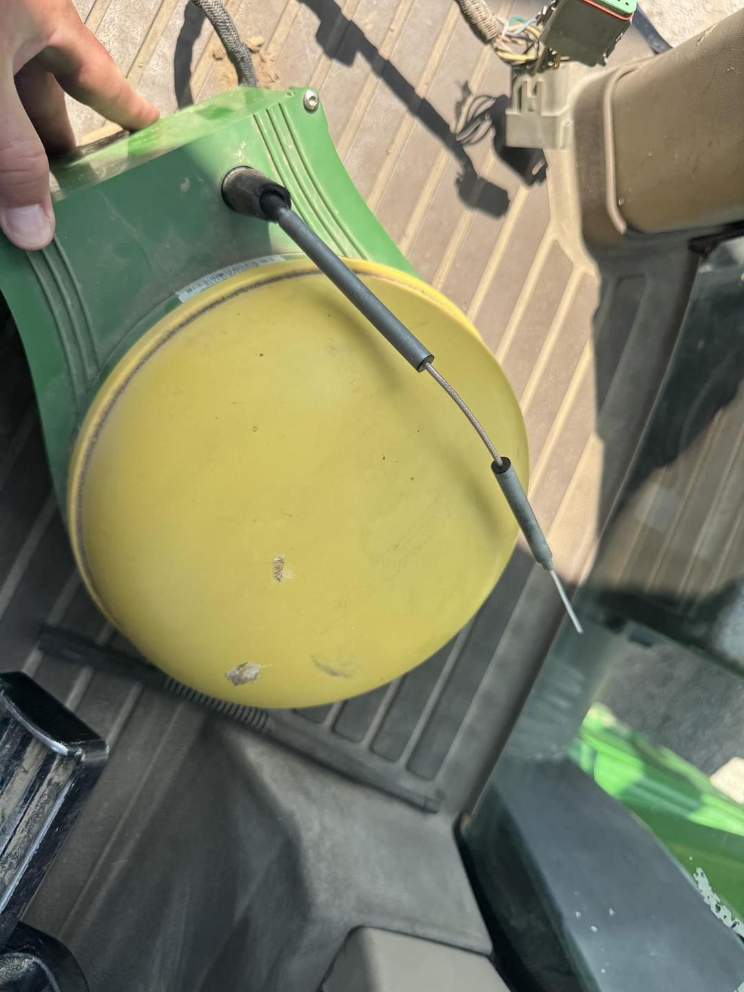 Image of John Deere StarFire 3000 Image 1