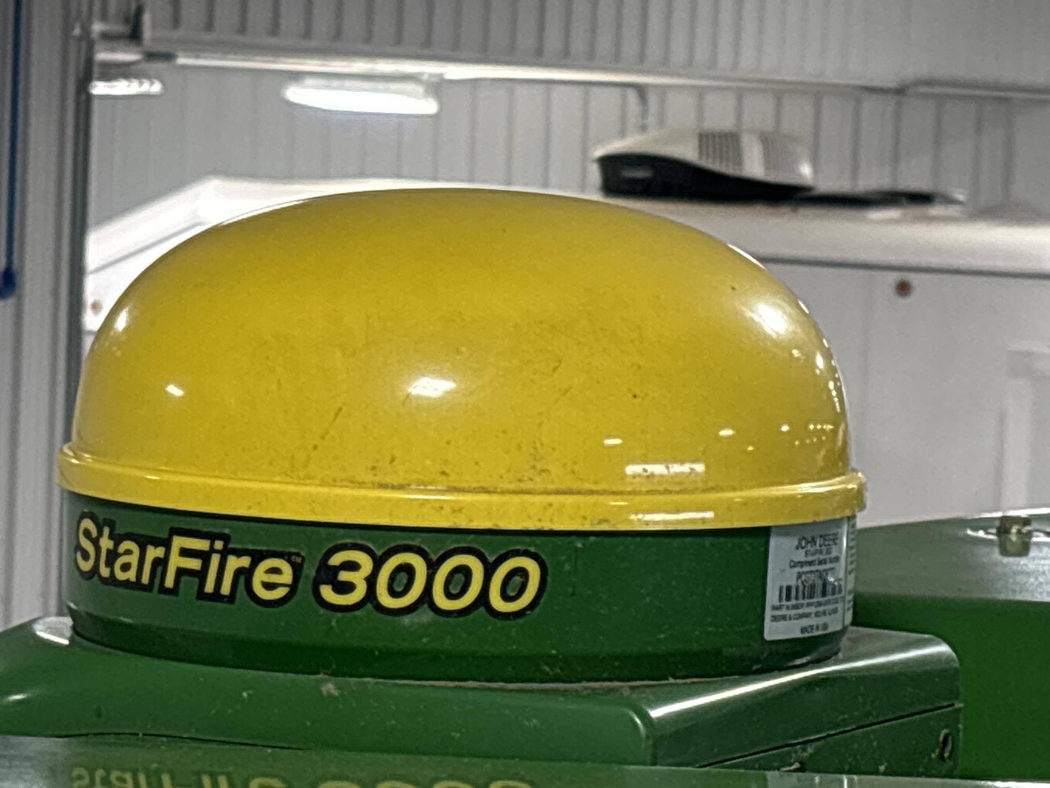 John Deere StarFire 3000 Equipment Image0