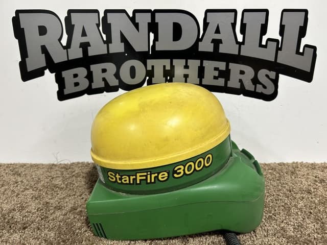 Image of John Deere StarFire 3000 equipment image 1