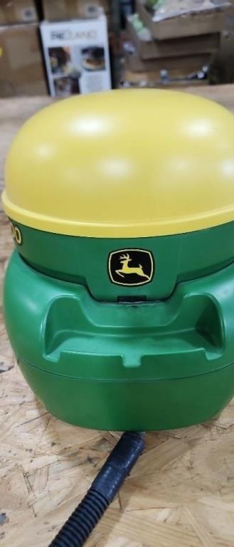 Image of John Deere StarFire 3000 equipment image 3