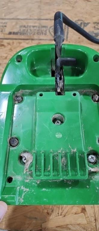 Image of John Deere StarFire 3000 equipment image 4