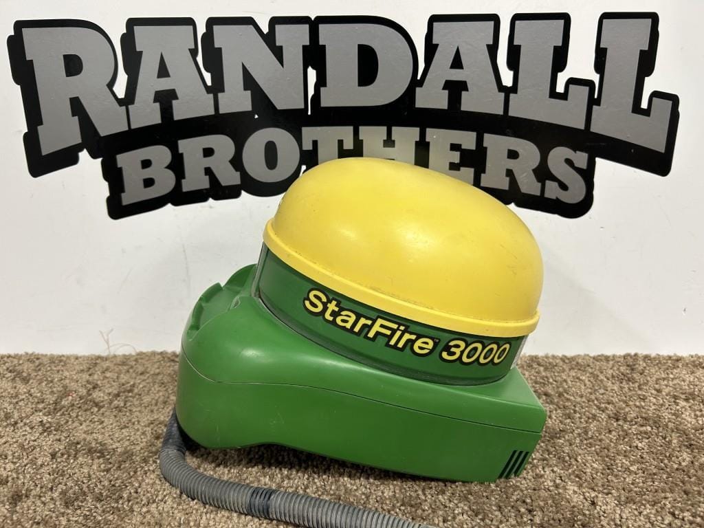 John Deere StarFire 3000 Equipment Image0
