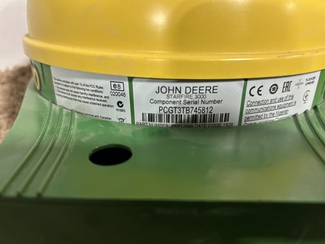 Image of John Deere StarFire 3000 equipment image 3