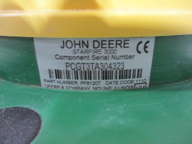 Image of John Deere StarFire 3000 equipment image 4