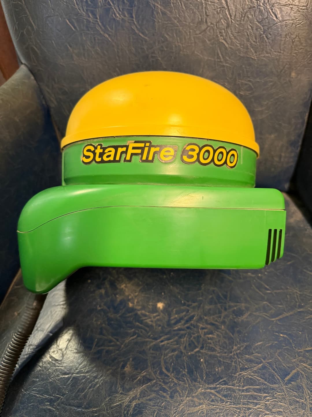 Image of John Deere StarFire 3000 Image 1