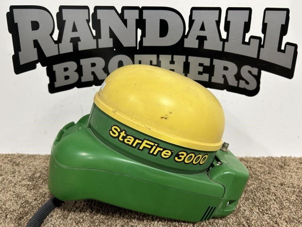 John Deere StarFire 3000 Equipment Image0