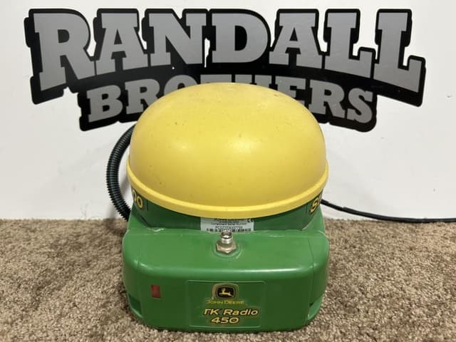 Image of John Deere StarFire 3000 equipment image 3