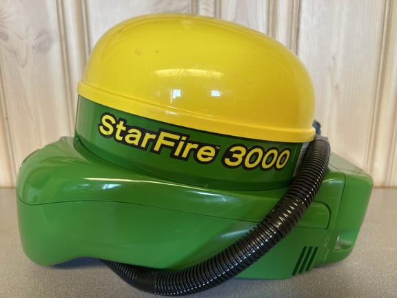 John Deere StarFire 3000 Equipment Image0