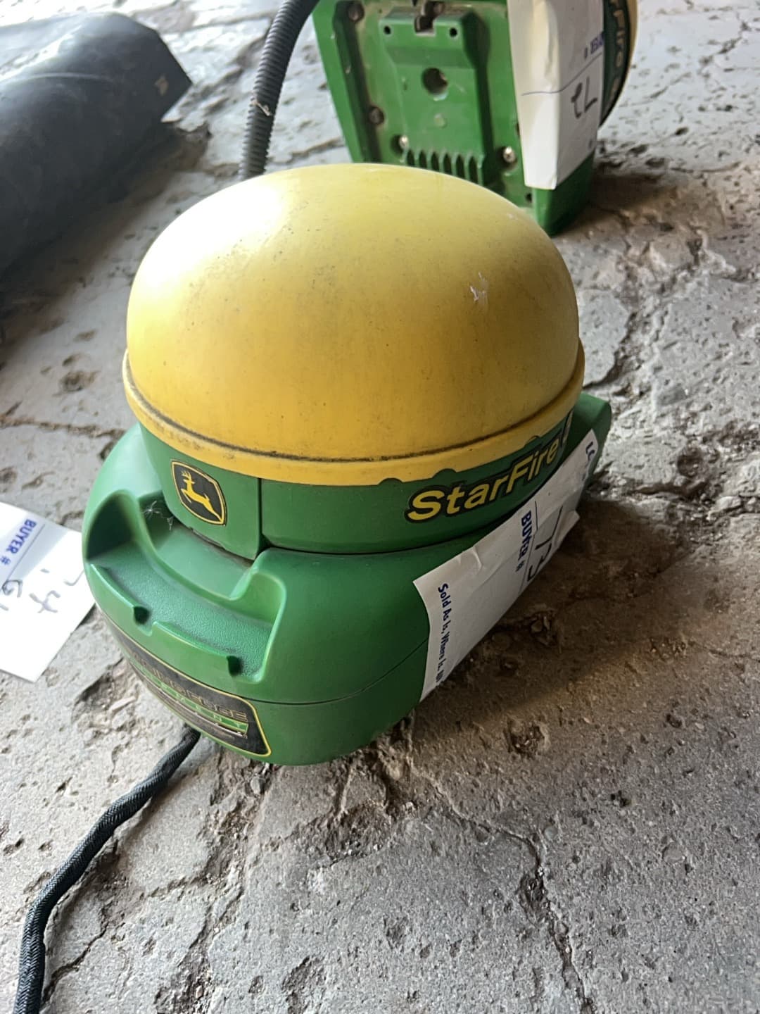 Image of John Deere StarFire 3000 Primary image