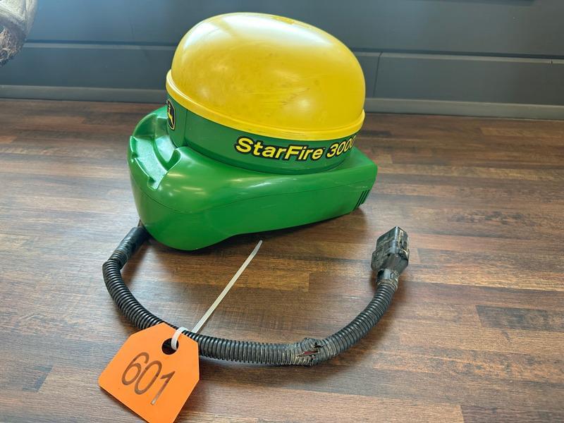 Image of John Deere StarFire 3000 Image 0