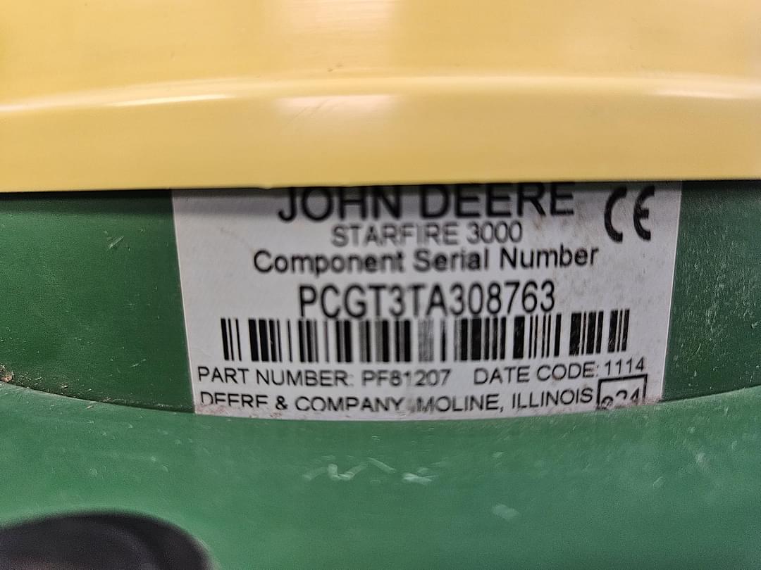 Image of John Deere StarFire 3000 Image 1