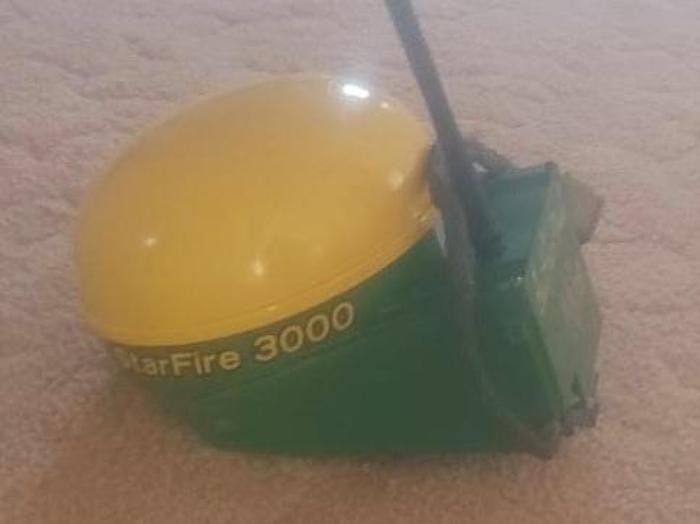 John Deere StarFire 3000 Equipment Image0