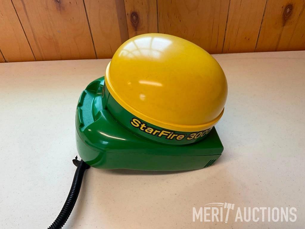 Image of John Deere StarFire 3000 Primary image