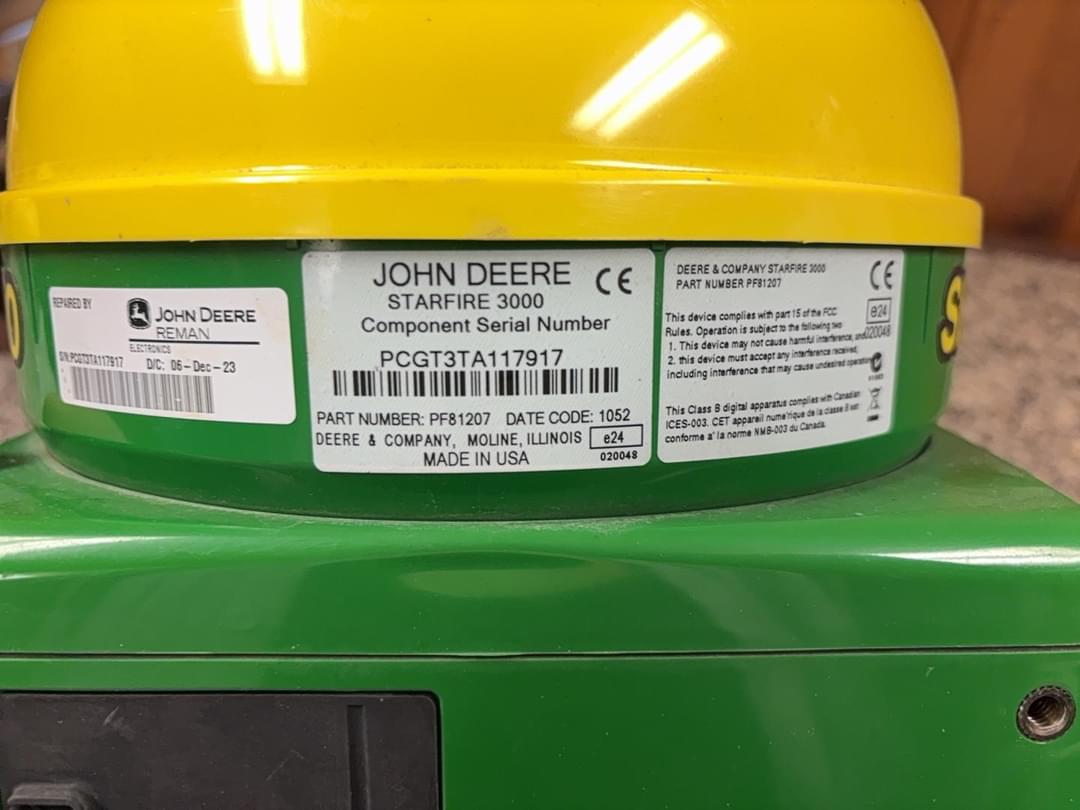 Image of John Deere StarFire 3000 Image 1