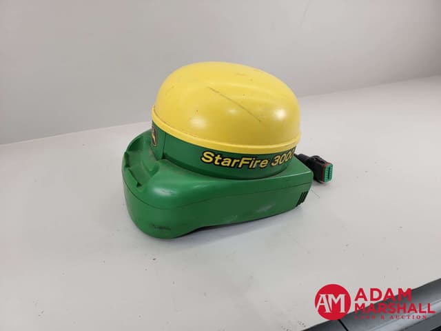 Image of John Deere StarFire 3000 equipment image 1
