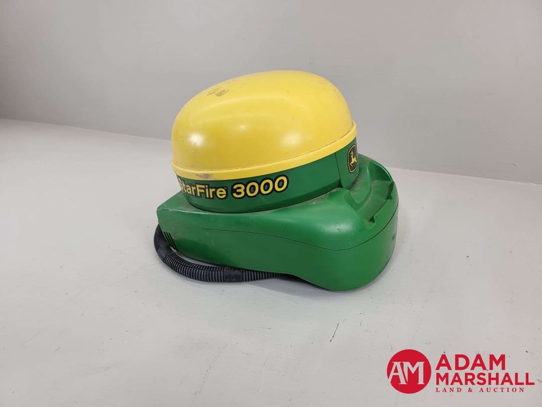 Image of John Deere StarFire 3000 Primary image