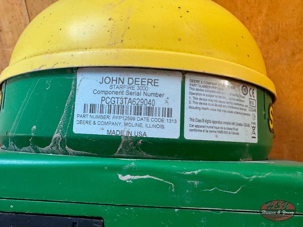 Image of John Deere StarFire 3000 Image 1