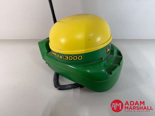 Image of John Deere StarFire 3000 equipment image 1
