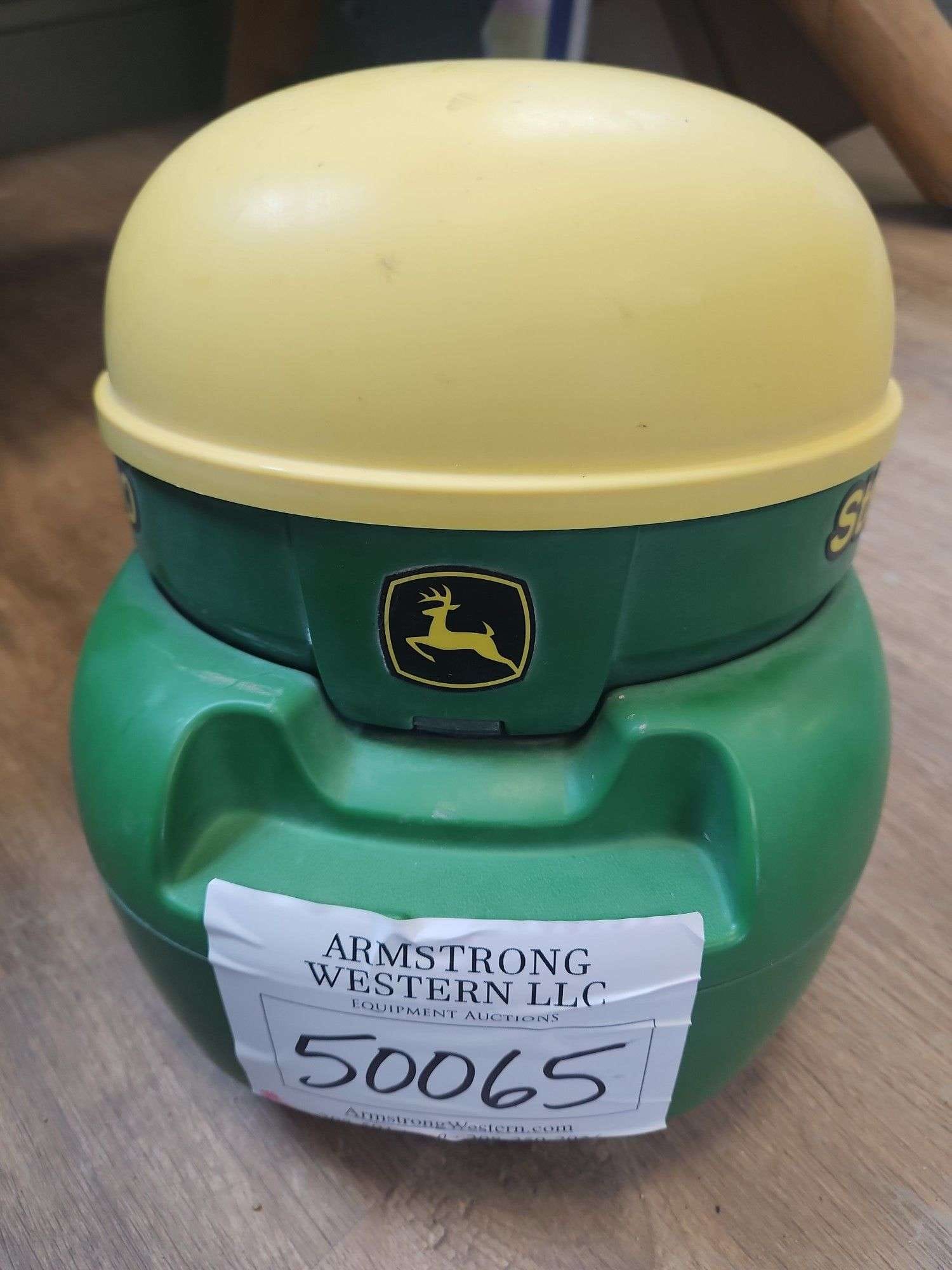 John Deere StarFire 3000 Equipment Image0