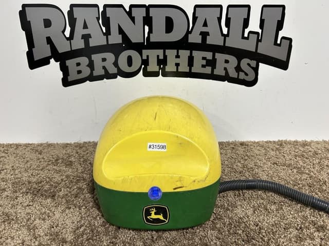 Image of John Deere StarFire 6000 equipment image 2