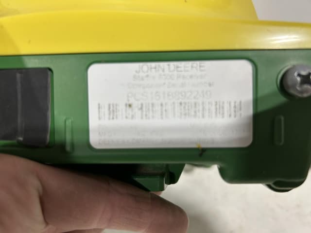 Image of John Deere StarFire 6000 equipment image 4