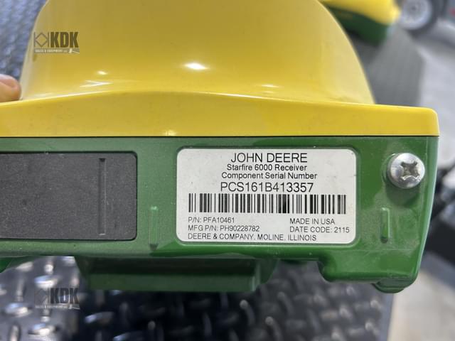 Image of John Deere StarFire 6000 equipment image 4