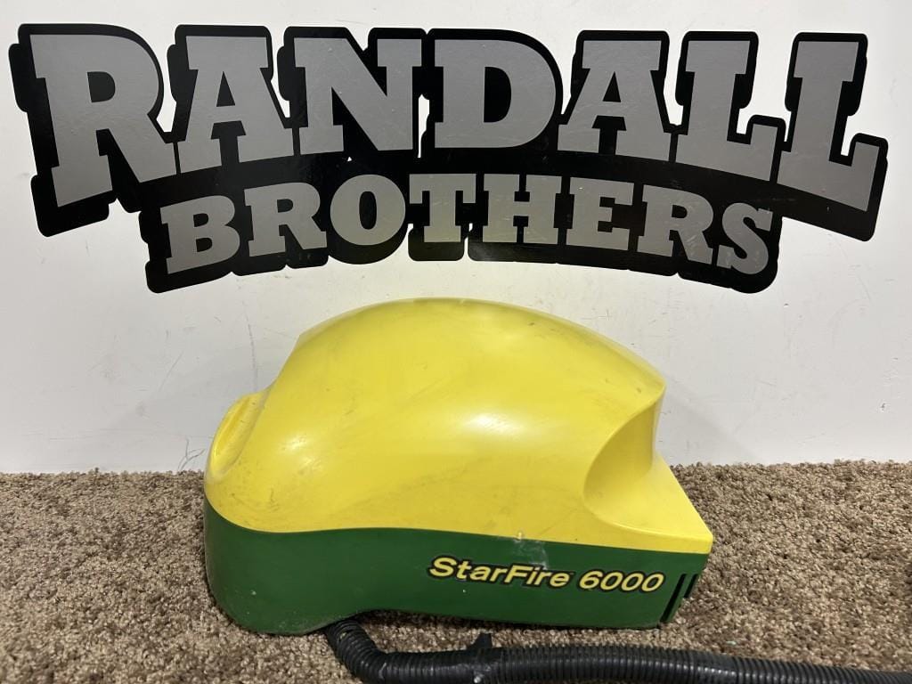 John Deere StarFire 6000 Equipment Image0