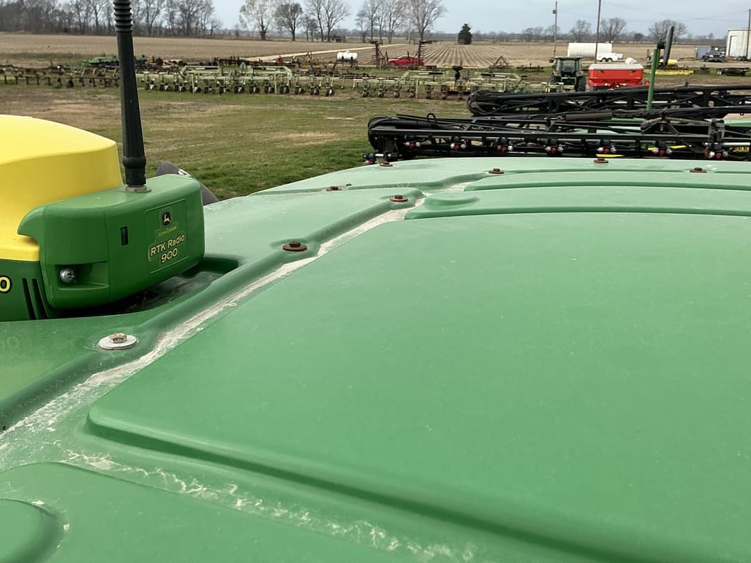 Image of John Deere StarFire 6000 Image 1