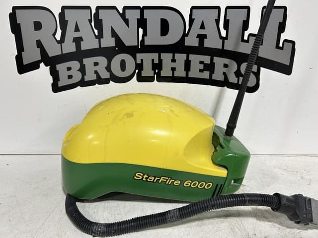 Image of John Deere StarFire 6000 equipment image 1