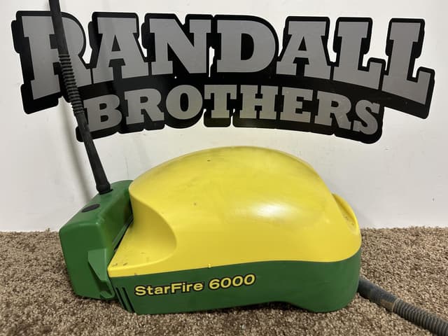 Image of John Deere StarFire 6000 equipment image 1