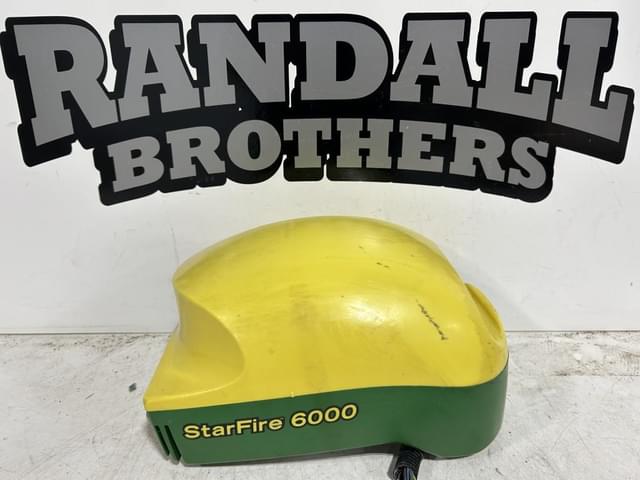 Image of John Deere StarFire 6000 equipment image 1