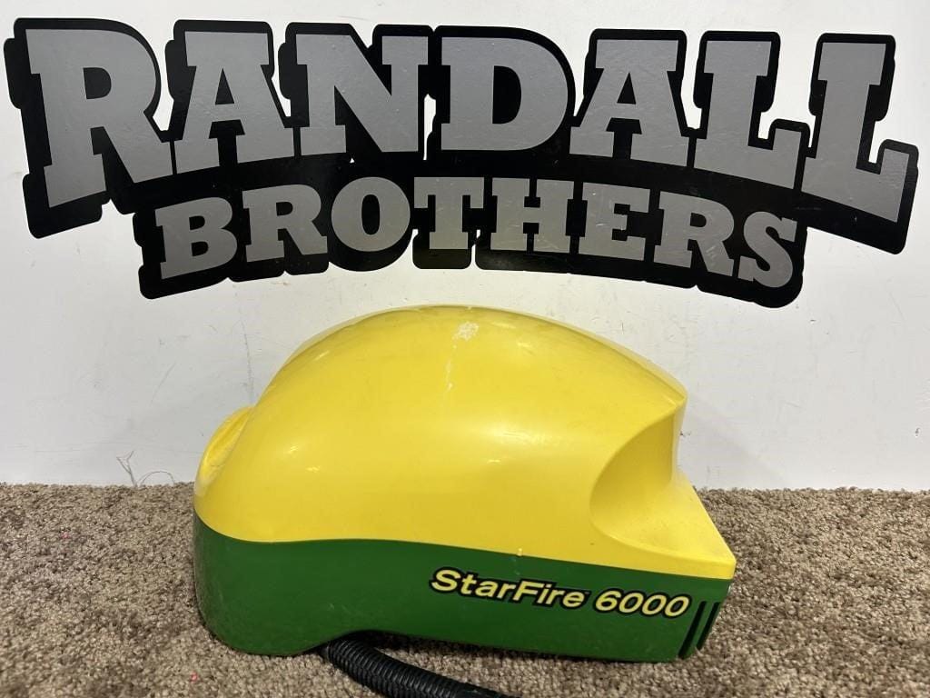 John Deere StarFire 6000 Equipment Image0