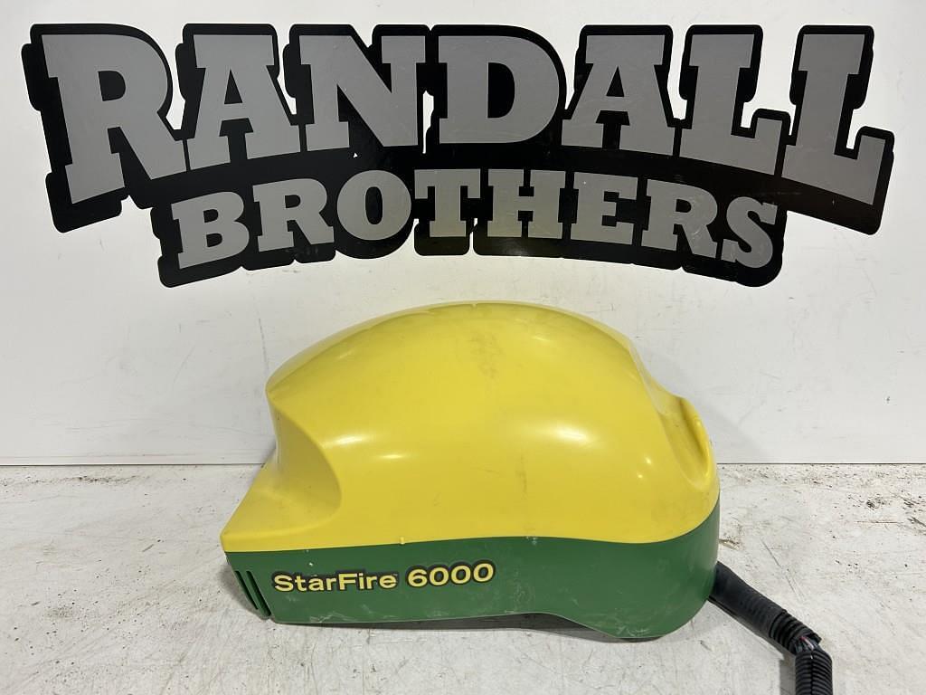 Image of John Deere StarFire 6000 Image 1
