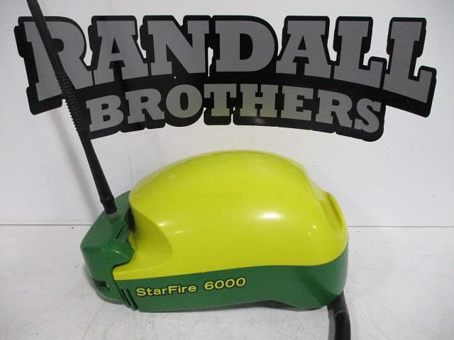 Image of John Deere StarFire 6000 equipment image 1