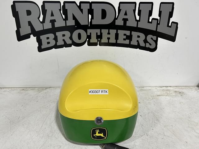 Image of John Deere StarFire 6000 equipment image 2