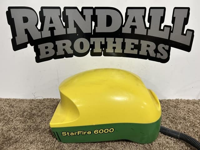 Image of John Deere StarFire 6000 equipment image 1