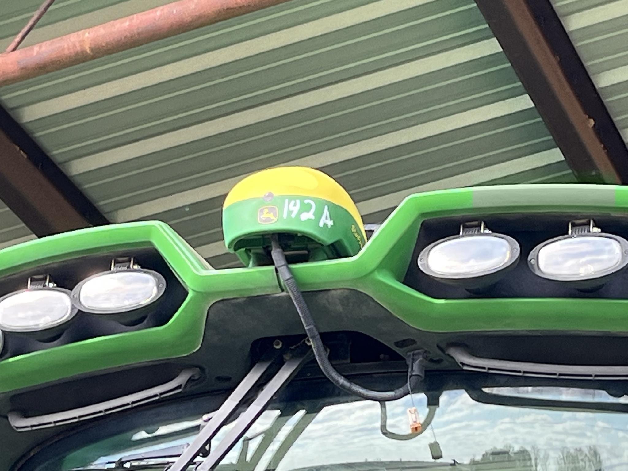 John Deere StarFire 6000 Equipment Image0