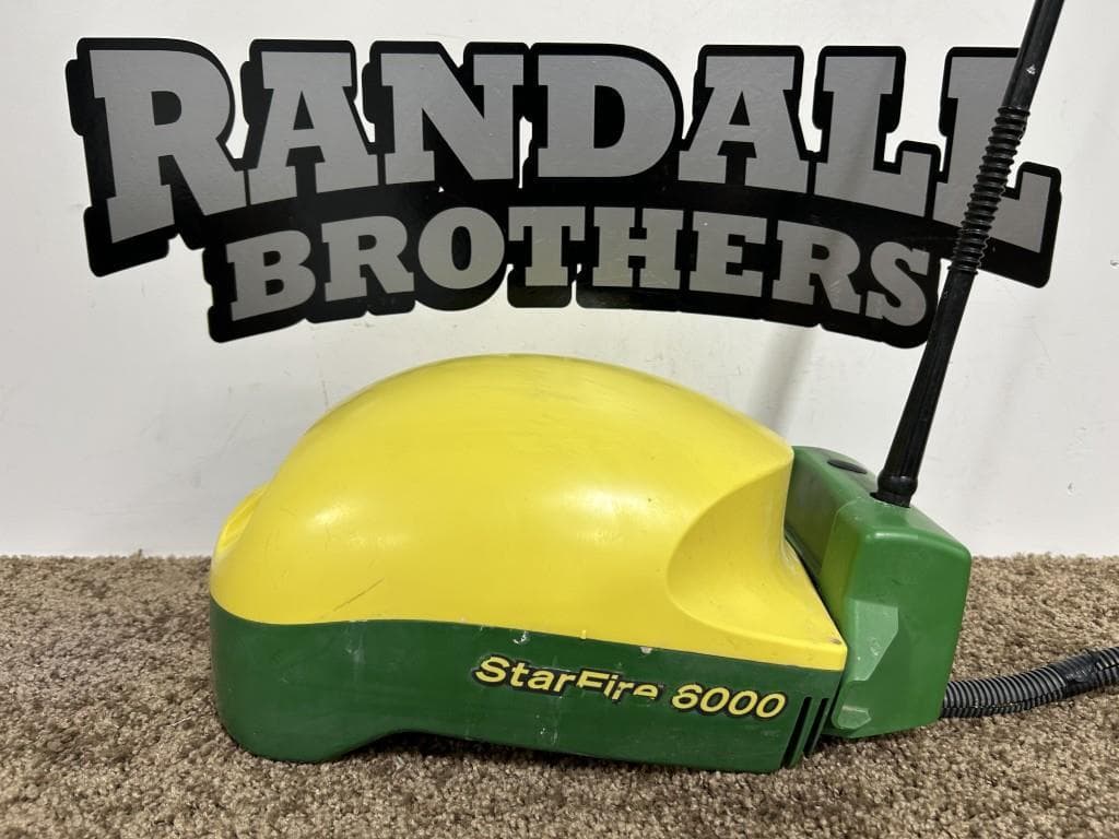 Image of John Deere StarFire 6000 Primary image