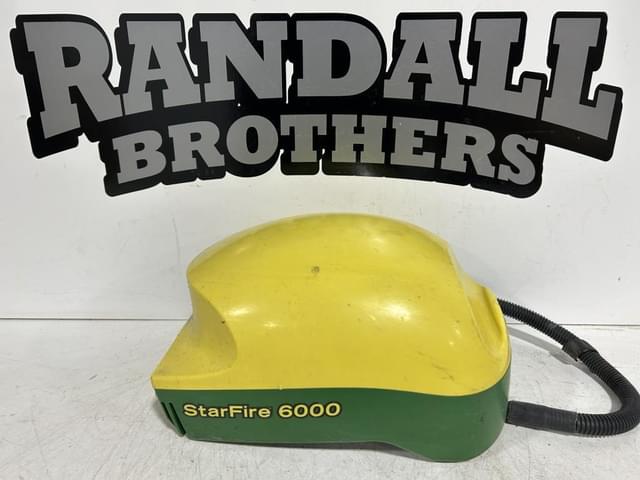 Image of John Deere StarFire 6000 equipment image 2