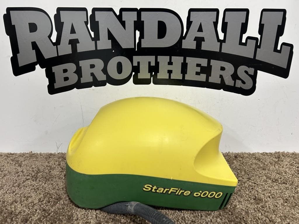 Image of John Deere StarFire 6000 Primary image
