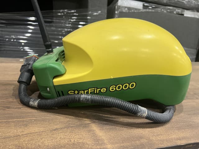 Image of John Deere StarFire 6000 equipment image 1