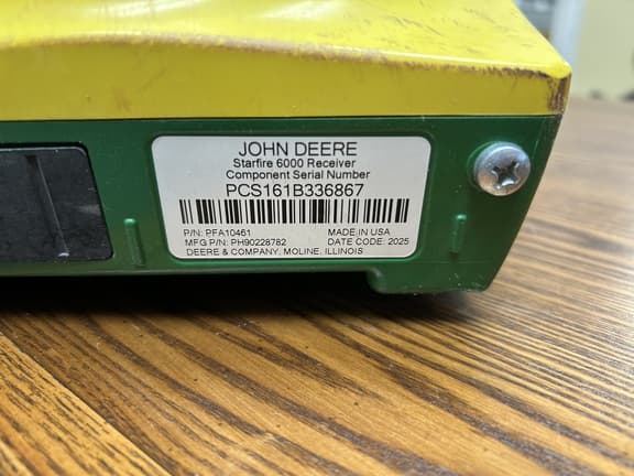 Image of John Deere StarFire 6000 equipment image 4