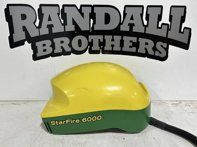 Image of John Deere StarFire 6000 equipment image 1