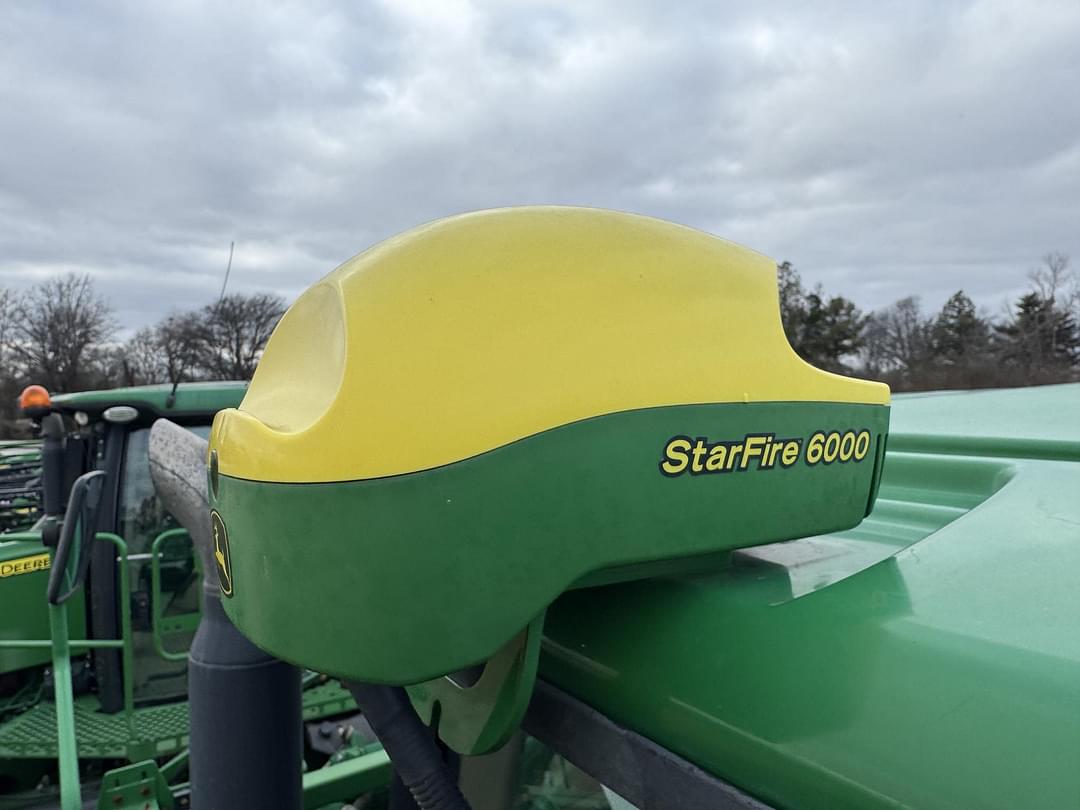 Image of John Deere StarFire 6000 Image 0