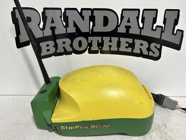 Image of John Deere StarFire 6000 equipment image 1