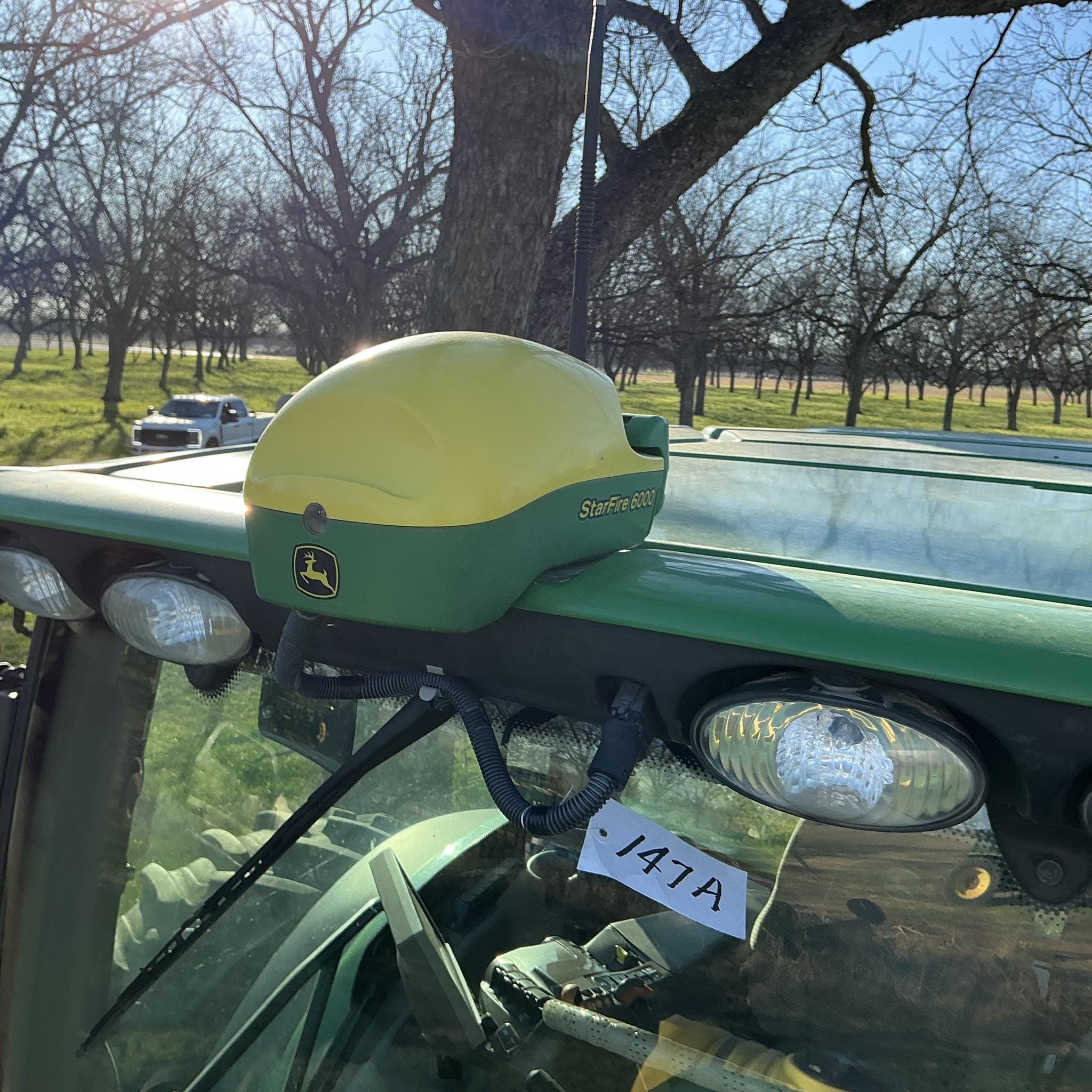 John Deere StarFire 6000 Equipment Image0