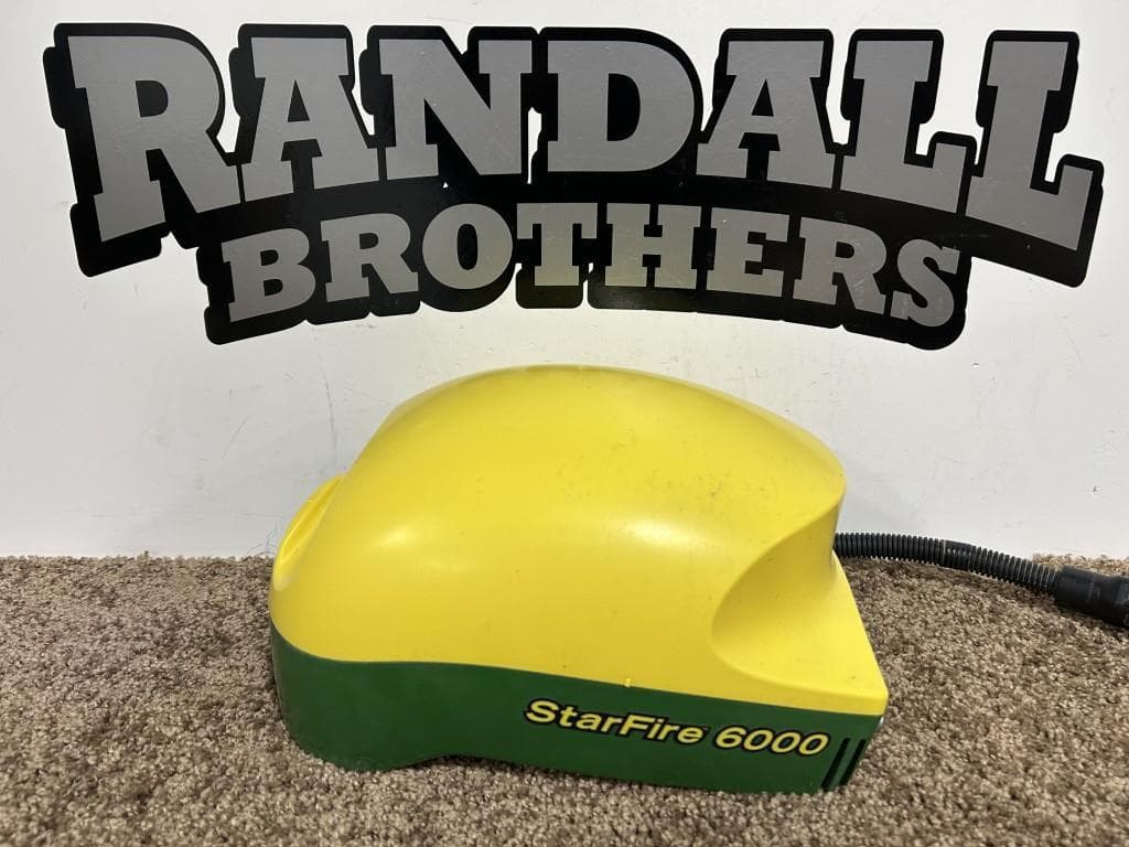 Image of John Deere StarFire 6000 Primary image