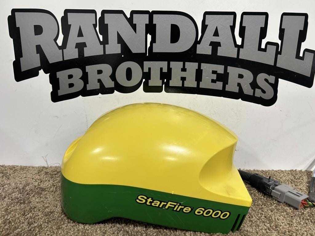 John Deere StarFire 6000 Equipment Image0