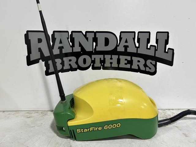 Image of John Deere StarFire 6000 equipment image 1